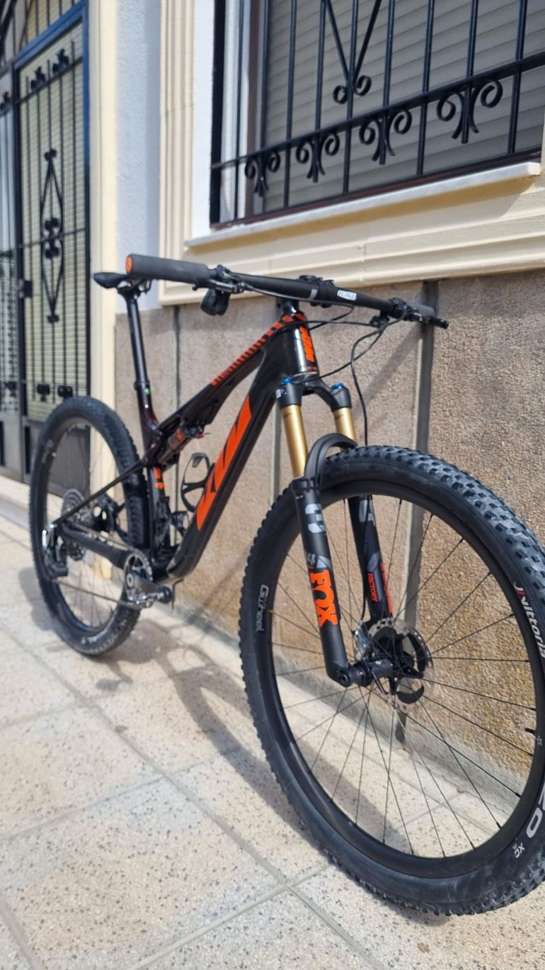 Used KTM Scarp Sram Eagle Transmission XX SL 2025 Mountainbike, Black — image 8 of 8