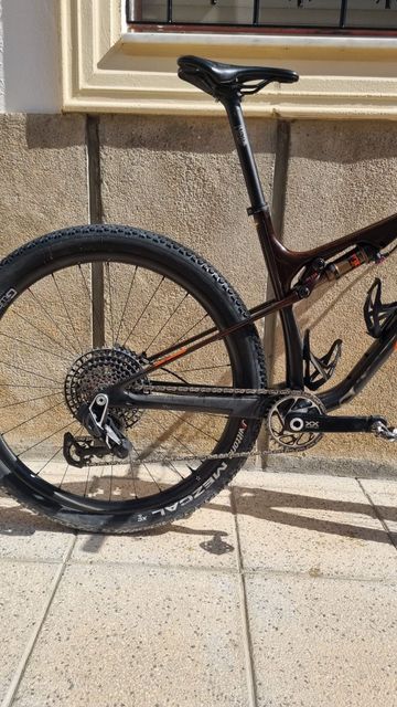 Used KTM Scarp Sram Eagle Transmission XX SL 2025 Mountainbike, Black — image 3 of 8