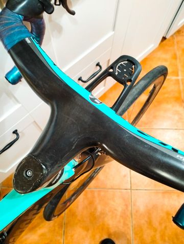 Used Bianchi Oltre XR.4 Super Record EPS 2017 2017 Road & Gravel, Green — image 8 of 8