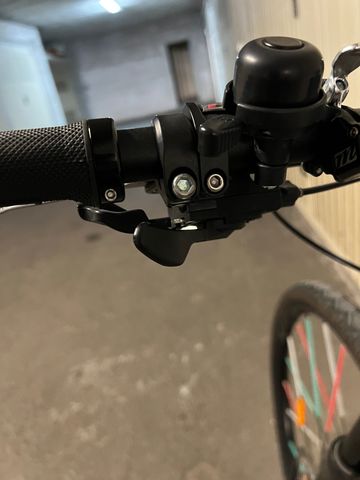 Used Specialized Rockhopper Sport 2024 2024 Mountainbike, Black, 27.5, 29 — image 6 of 9