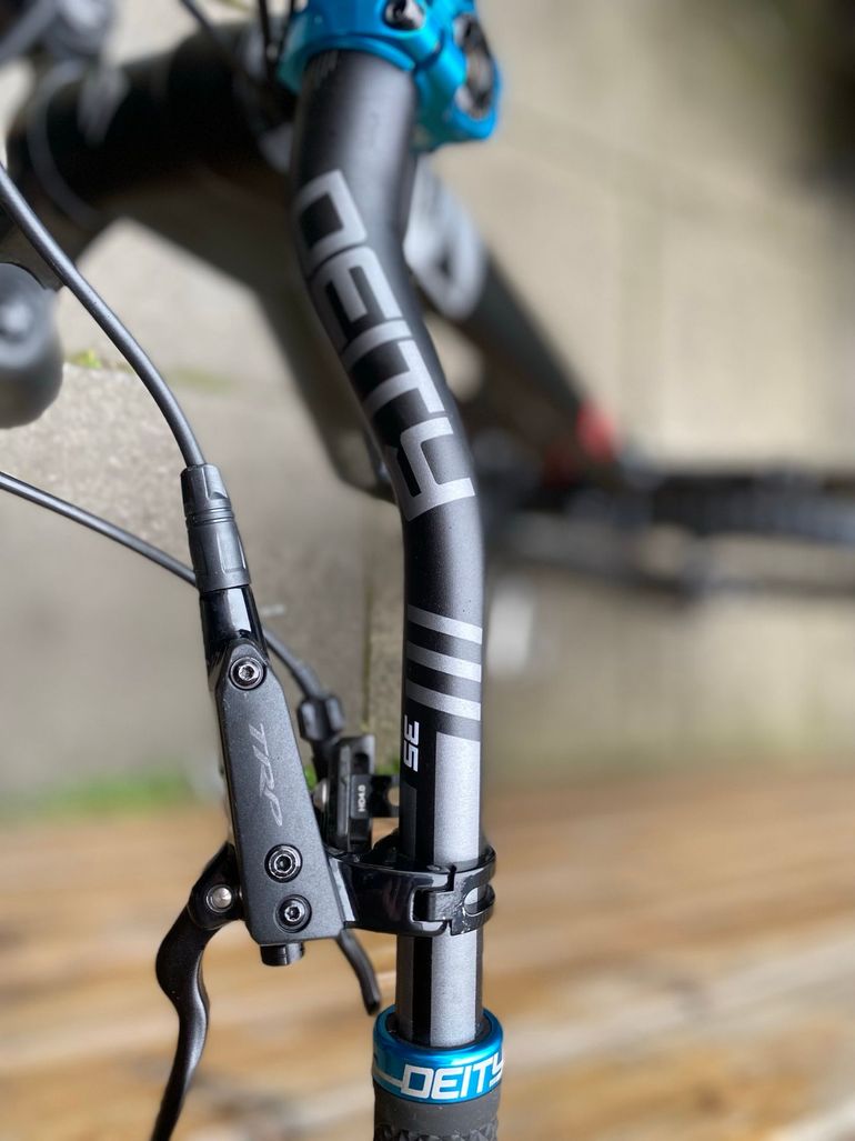 Used Merida ONE-SIXTY 6000 2024 2024 Mountainbike, Black, 27.5 — image 9 of 11