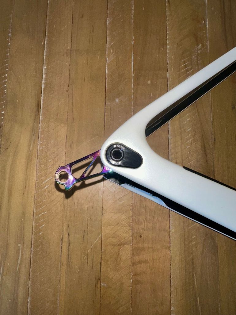 Used Factor OSTRO VAM - SRAM Red 2024 Frameset 2024 Road & Gravel, White — image 4 of 7