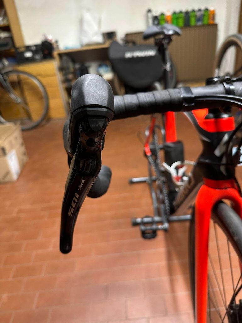 Used Specialized Tarmac SL5 2016 Road & Gravel, Red — image 6 of 6