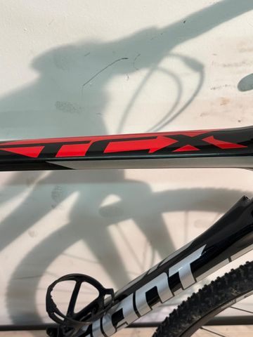 Used Giant TCX Advanced Pro 2 2016 2016 Road & Gravel, Light Gray — image 8 of 14