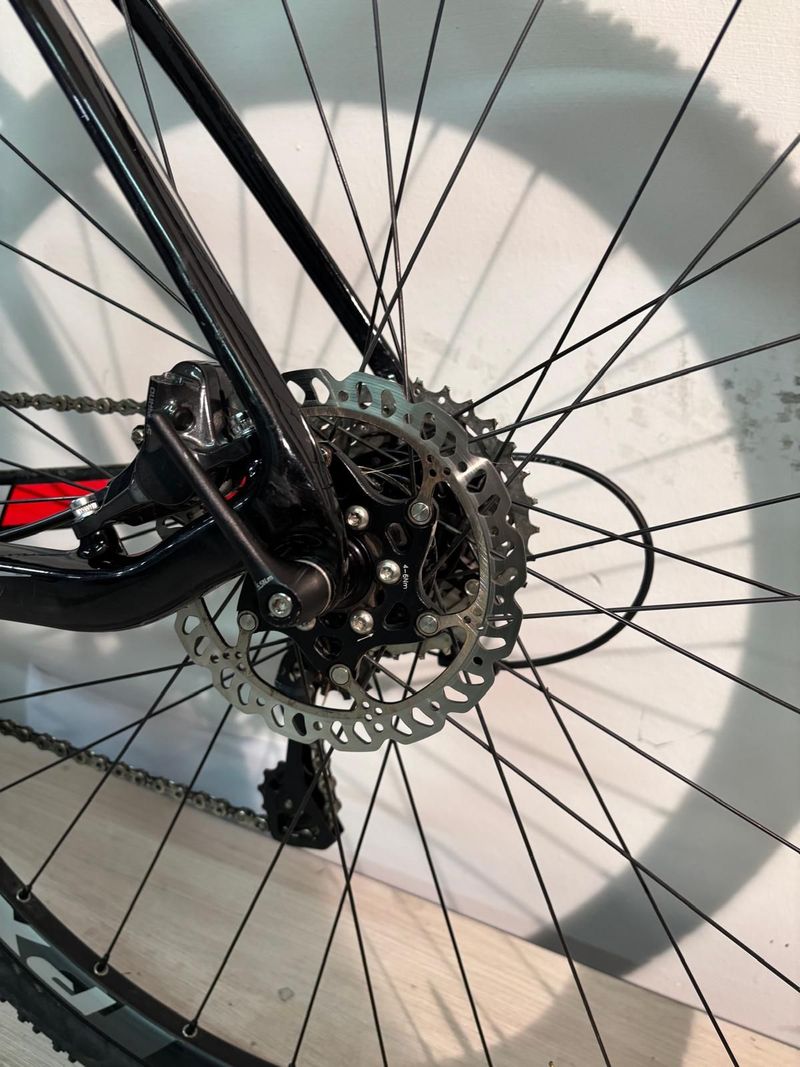 Used Giant TCX Advanced Pro 2 2016 2016 Road & Gravel, Light Gray — image 12 of 14