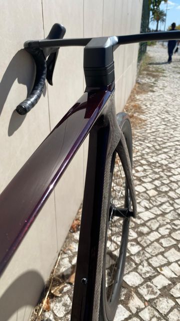 Used Scott Foil Shimano 105 Di2 2023 Road & Gravel, Red — image 9 of 12