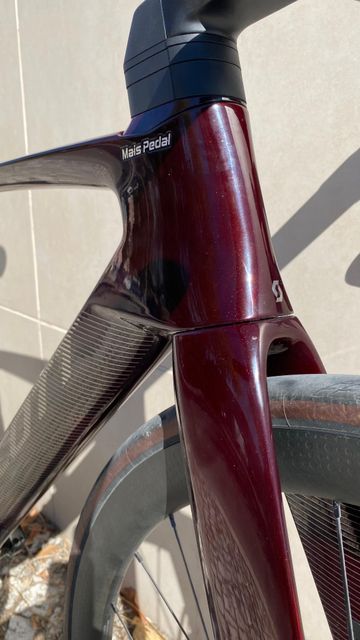 Used Scott Foil Shimano 105 Di2 2023 Road & Gravel, Red — image 10 of 12