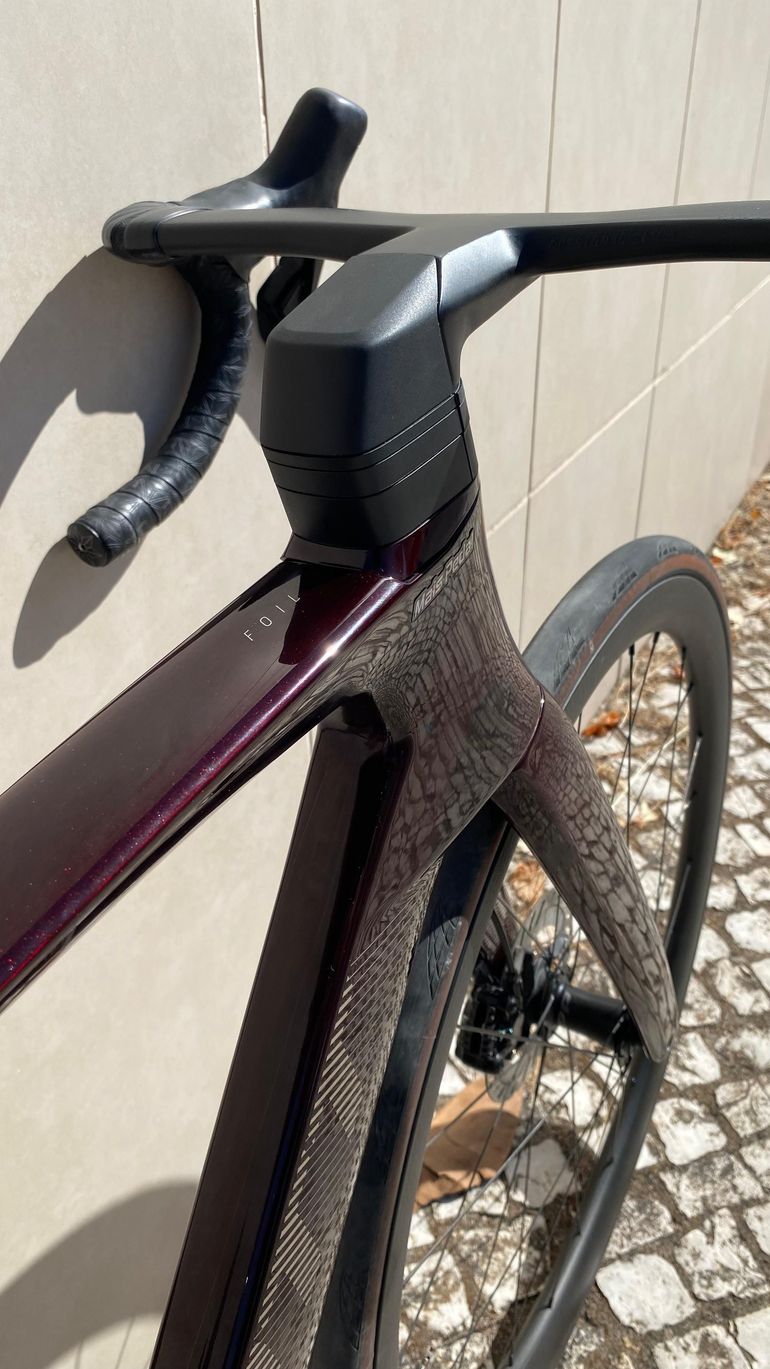 Used Scott Foil Shimano 105 Di2 2023 Road & Gravel, Red — image 3 of 12