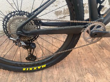 Used Trek Supercaliber Shimano XTR 2023 Mountainbike, Black — image 3 of 5