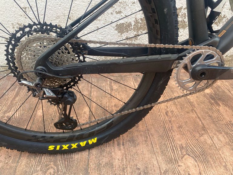Used Trek Supercaliber Shimano XTR 2023 Mountainbike, Black — image 3 of 5