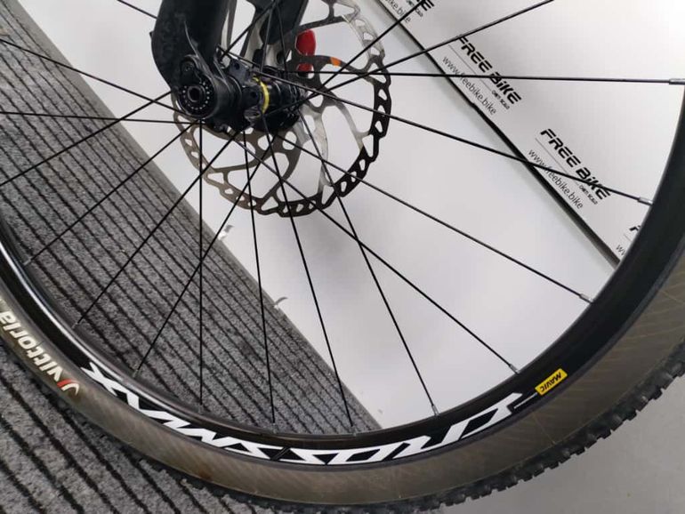 Used Lapierre ProRace SAT 729 Ultimate 2018 2018 Mountainbike, Black, 29 — image 7 of 17