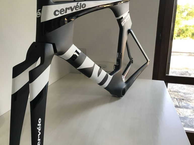 Used Cervélo P5 Dura-Ace 9000 2017 Frameset 2017 Road & Gravel, Black — image 8 of 14