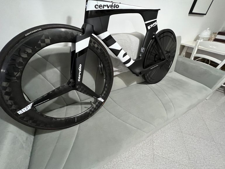 Used Cervélo P5 Dura-Ace 9000 2017 Frameset 2017 Road & Gravel, Black — image 4 of 14