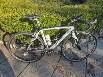 Tweedehands Pinarello Fp quattro easy-fit Campagnolo Athena 2019 Road & Gravel