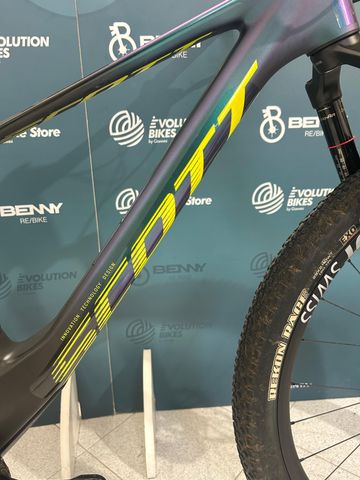 Used Scott Spark RC World Cup TR 2024 2024 Mountainbike, Black, 29 — image 6 of 12