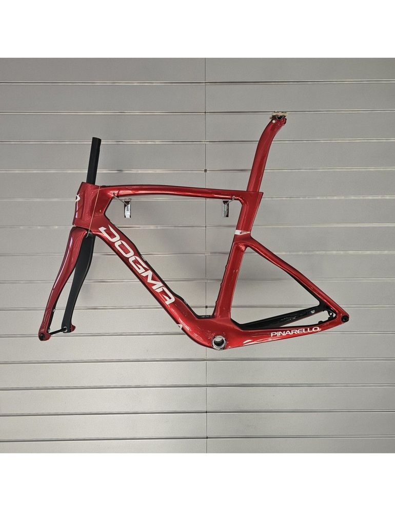 Used Pinarello TELAIO Pinarello Dogma F MY26 Starry Red Tg. 51.5 Frameset 2025 Road & Gravel, Red — image 2 of 8