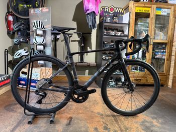 Used Scott Addict RC 10 2025 Road & Gravel