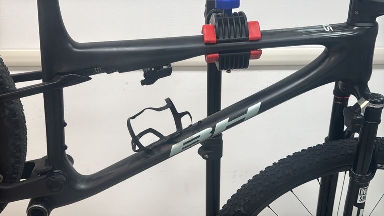 Used BH LYNX SLS 9.9 2024 2024 Mountainbike, Black, 29 — image 4 of 6