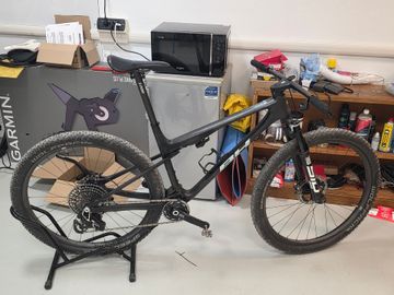 Used BH LYNX SLS 9.9 2024 2024 Mountainbike, Black, 29 — image 1 of 6