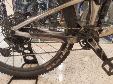 Used Giant Reign 29 2 2020 2020 Mountainbike, Light Gray, 29 — image 3 of 7
