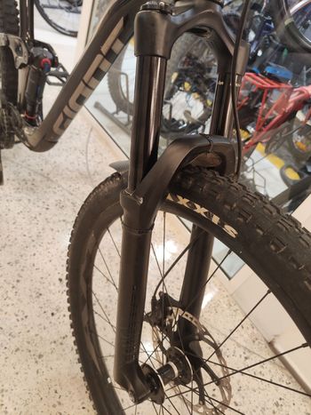 Used Giant Reign 29 2 2020 2020 Mountainbike, Light Gray, 29 — image 5 of 7