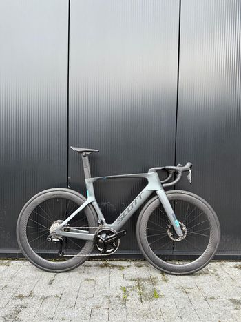 Used Scott Foil Shimano Dura Ace Di2 2025 Road & Gravel