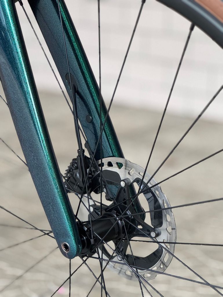 Used Scott Addict 20 2023 2023 Road & Gravel, Green — image 4 of 7