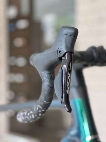 Used Scott Addict 20 2023 2023 Road & Gravel, Green — image 5 of 7