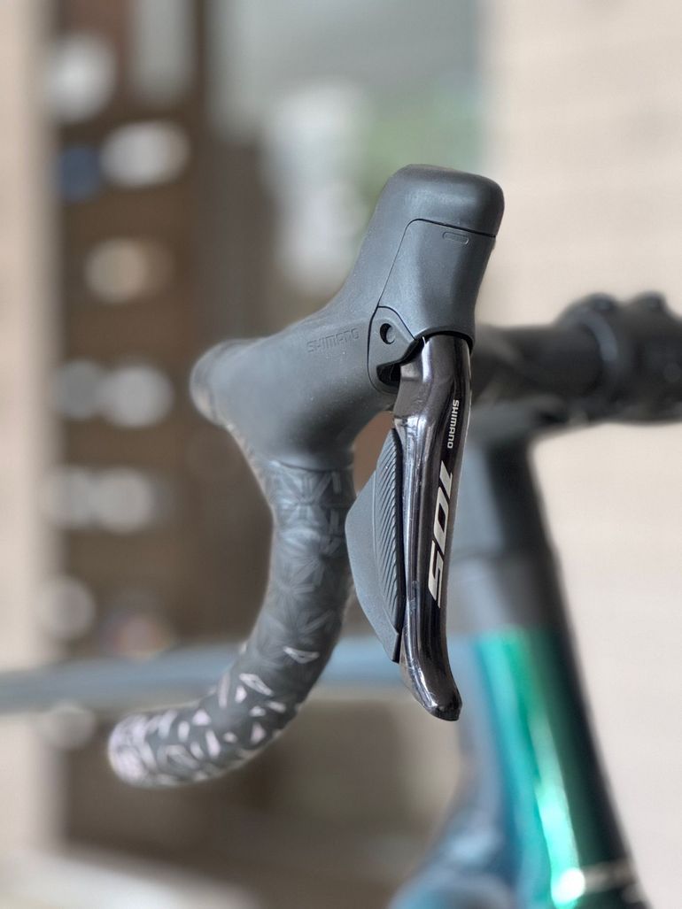 Used Scott Addict 20 2023 2023 Road & Gravel, Green — image 5 of 7