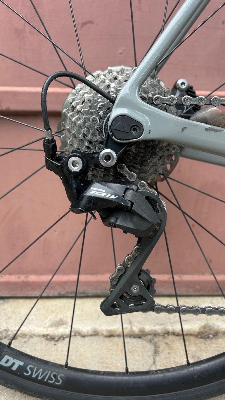Used Canyon Ultimate CF SL 7 Disc 2022 2022 Road & Gravel, Light Gray — image 3 of 6