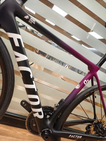 Used Factor O2 Shimano 105 Di2 2024 Road & Gravel, Black — image 10 of 14
