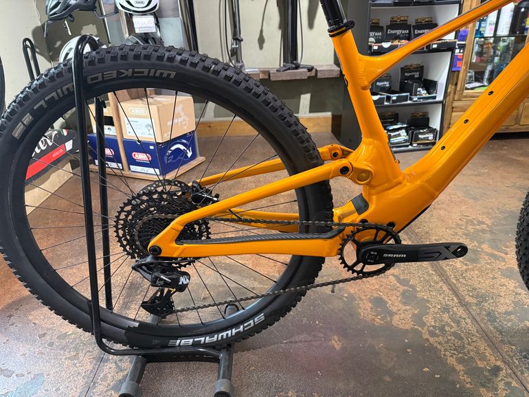 Used Scott Spark 970 2023 2023 Mountainbike, Orange, 29 — image 3 of 3