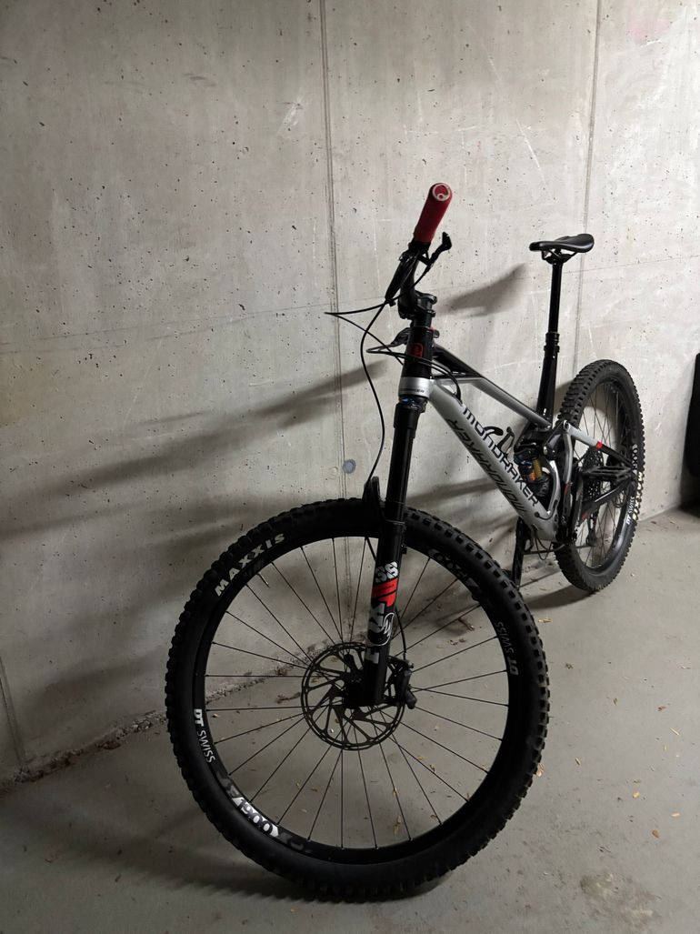Used Mondraker Superfoxy R 2021 2021 Mountainbike, Black, 29 — image 2 of 3