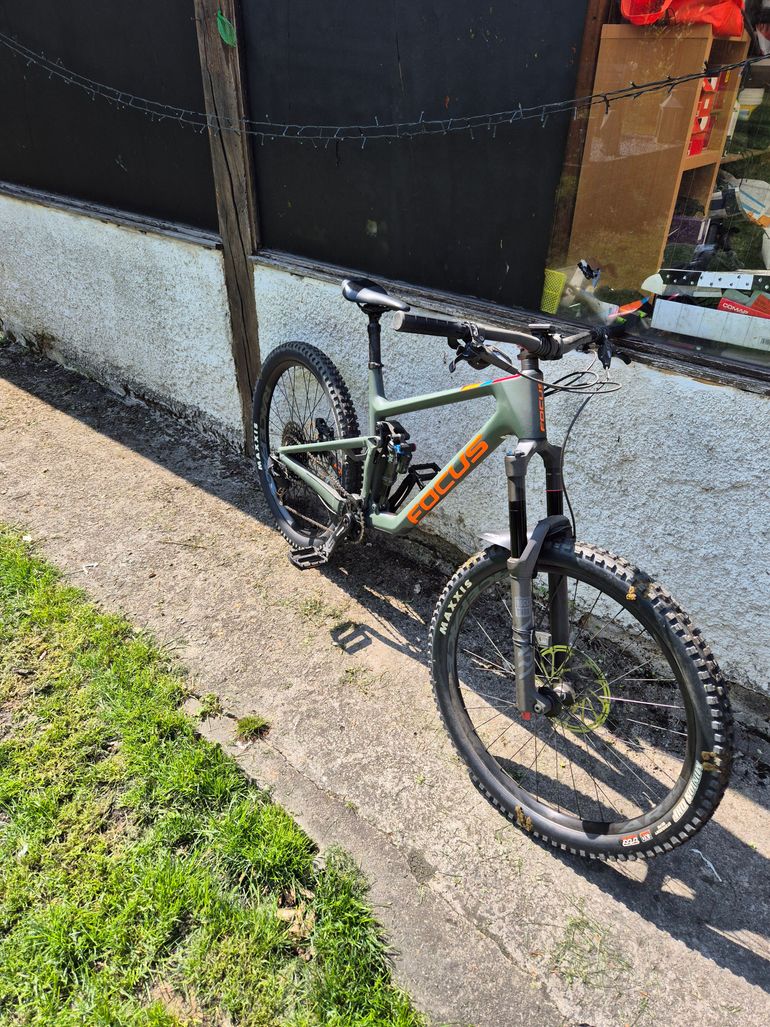 Used Focus SAM 8.8 2021 2021 Mountainbike, Green, 29 — image 2 of 3