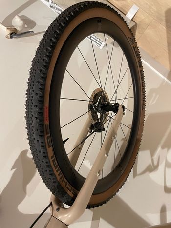 Used Cannondale Topstone Shimano GRX Di2 2022 Road & Gravel, Light Gray — image 10 of 11