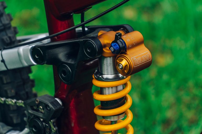 Norco Shore SRAM X01 DH 2023 Mountainbike usato, Rosso — immagine 3 di 11