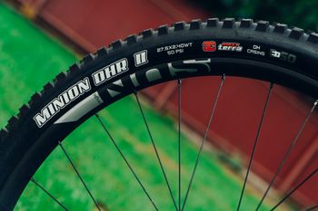Norco Shore SRAM X01 DH 2023 Mountainbike usato, Rosso — immagine 7 di 11
