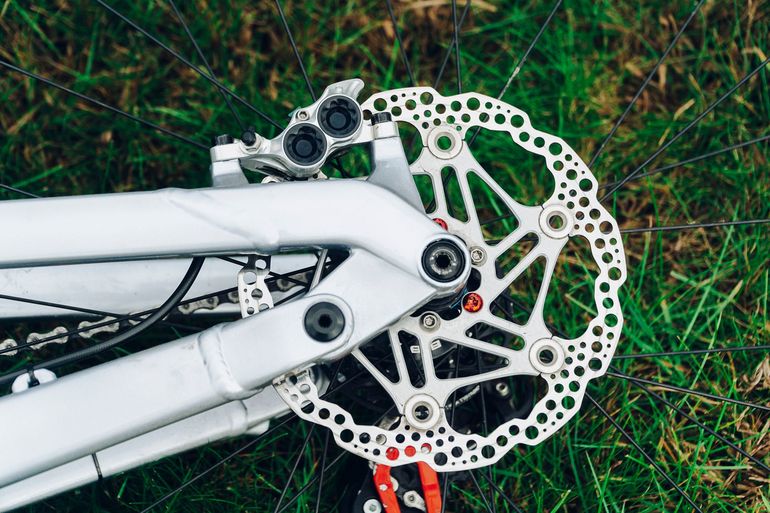 Norco Shore SRAM X01 DH 2023 Mountainbike usato, Rosso — immagine 10 di 11