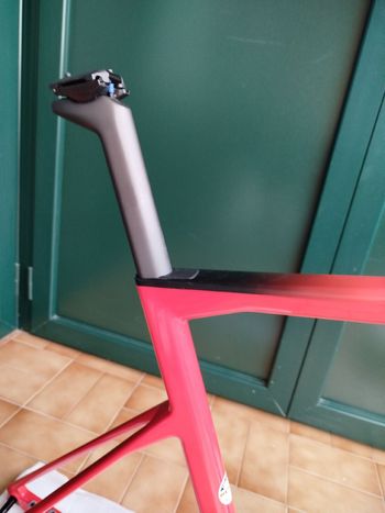 Used BMC Teammachine SLR 01 MOD 2023 Frameset 2023 Road & Gravel, Red — image 4 of 8