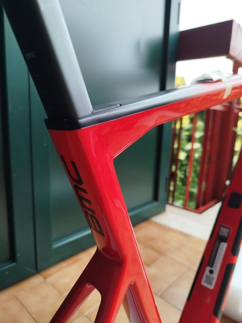 Used BMC Teammachine SLR 01 MOD 2023 Frameset 2023 Road & Gravel, Red — image 3 of 8