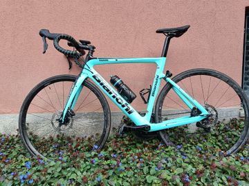 Used Bianchi Aria Disc 105 2019 2019 Road & Gravel, Blue — image 1 of 7