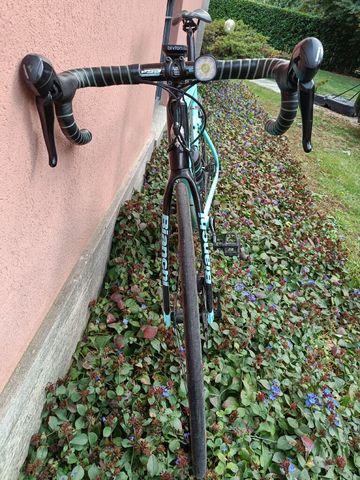 Used Bianchi Aria Disc 105 2019 2019 Road & Gravel, Blue — image 7 of 7