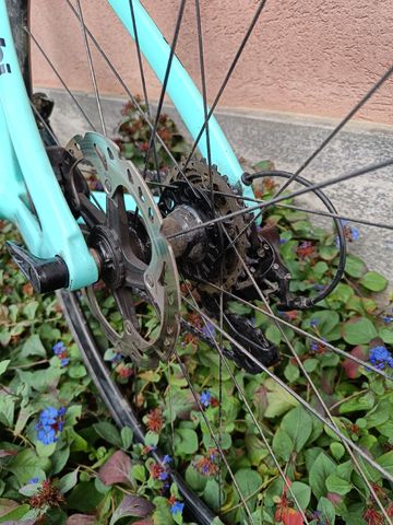 Used Bianchi Aria Disc 105 2019 2019 Road & Gravel, Blue — image 3 of 7