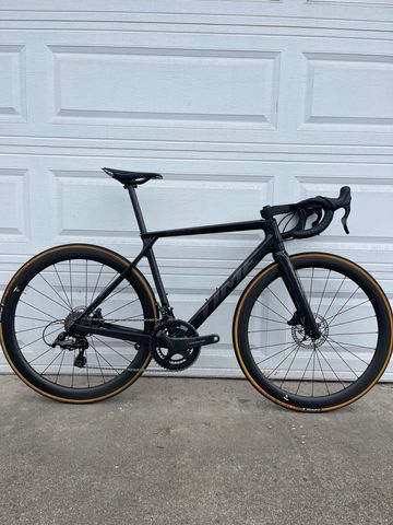 Used Time Alpe D’Huez 01 2020 Road & Gravel, Black — image 1 of 9
