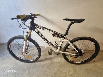 Used CUBE AMS 100 HPA 2011 Mountainbike, White — image 3 of 5