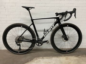 Used Giant TCX, Advanced Pro 1 2022 2022 Road & Gravel, Black — image 1 of 14