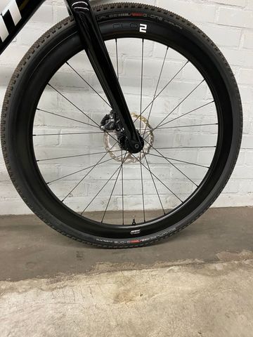 Used Giant TCX, Advanced Pro 1 2022 2022 Road & Gravel, Black — image 4 of 14