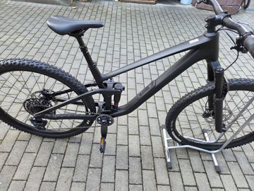 Used CUBE STEREO ONE44 C:62 PRO 2024 2024 Mountainbike, Black, 27.5, 29 — image 6 of 7