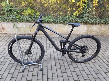 Used CUBE STEREO ONE44 C:62 PRO 2024 2024 Mountainbike, Black, 27.5, 29 — image 1 of 7