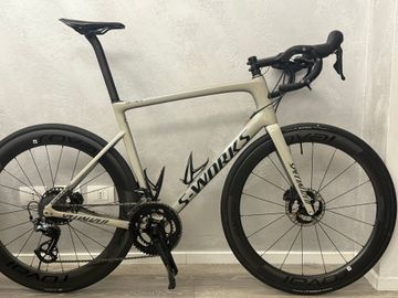 Used Specialized Tarmac 2021 Road & Gravel, Light Gray — image 1 of 13